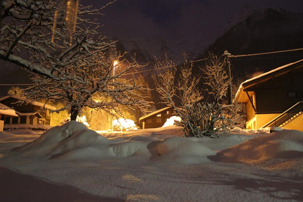 مبيت وإفطار ليز أوش Chalet De Pascaline المظهر الخارجي الصورة